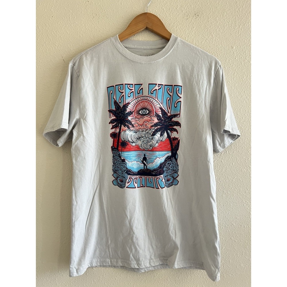 Reel Life Tour Graphic Tee Men's Medium Short Sleeve Beach Surf Outdoors